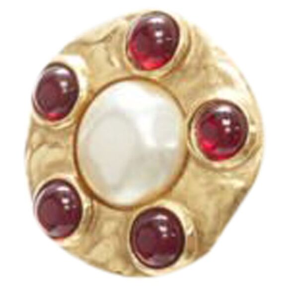 Chanel Collection Gripoix faux pearl clip on earrings - Picture 2 of 5